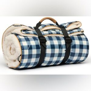 Rumpl Sherpa Puffy Blanket Navy Gingham